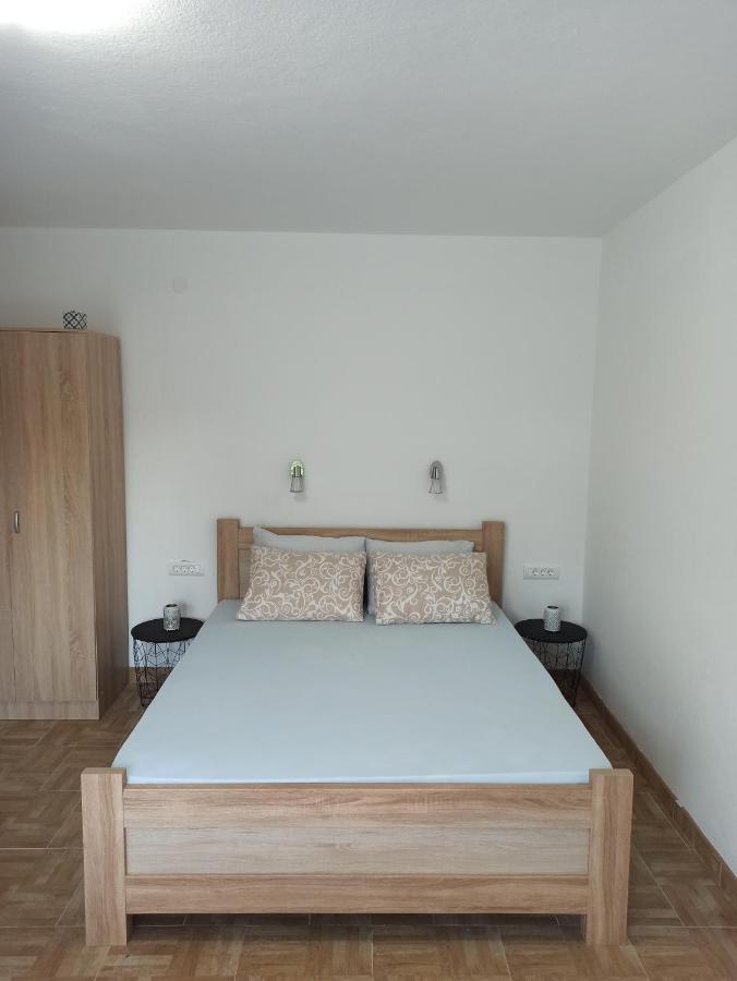 Lastva Holliday Rooms Budva Exteriör bild