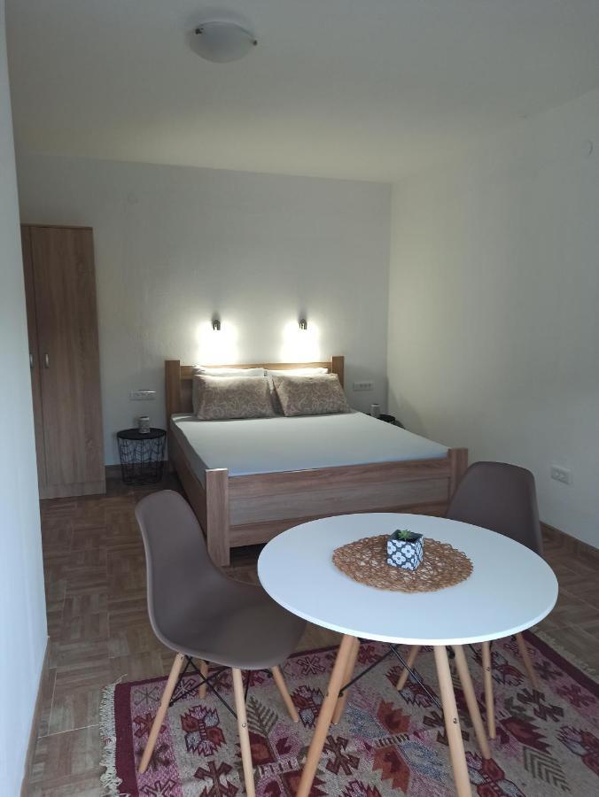 Lastva Holliday Rooms Budva Exteriör bild